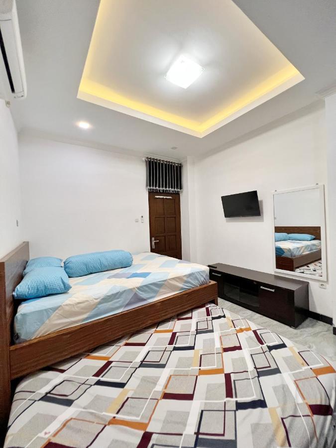 Wisma Selma Garuda Kejayan Esterno foto